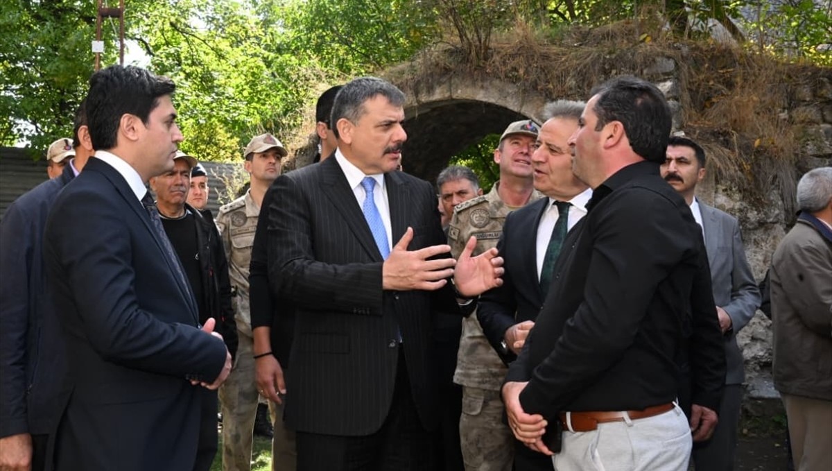 Erzurum Valisi Çiftçi, Tortum ve Uzundere ilçelerinde incelemelerde bulundu