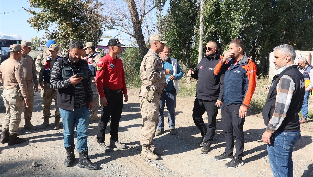 Iğdır'da kayıp Alzheimer hastası emekli öğretmeni arama çalışmaları sürüyor