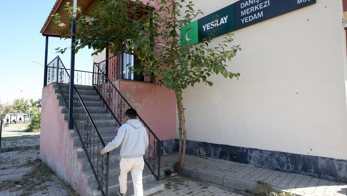 İnternet bağımlısı gencin sanal alemde geçirdiği süre YEDAM desteğiyle kısaldı