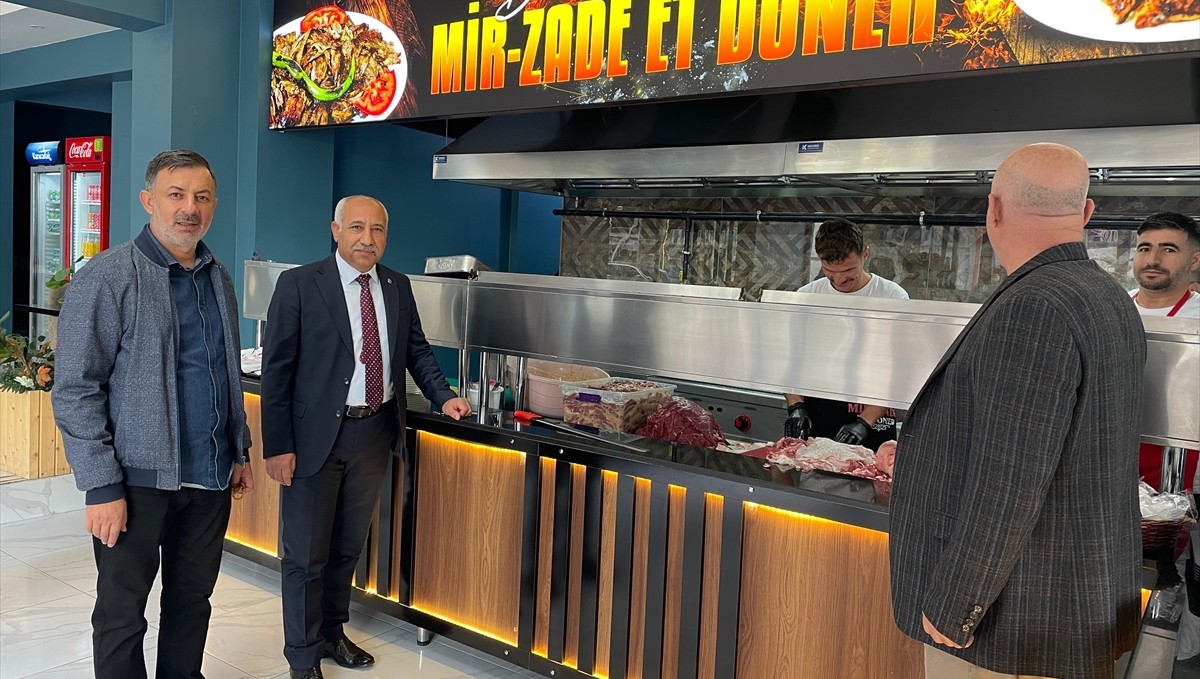 MHP Van İl Başkanı Güngöralp'ten "Hayırlı günler komşum" ziyaretleri