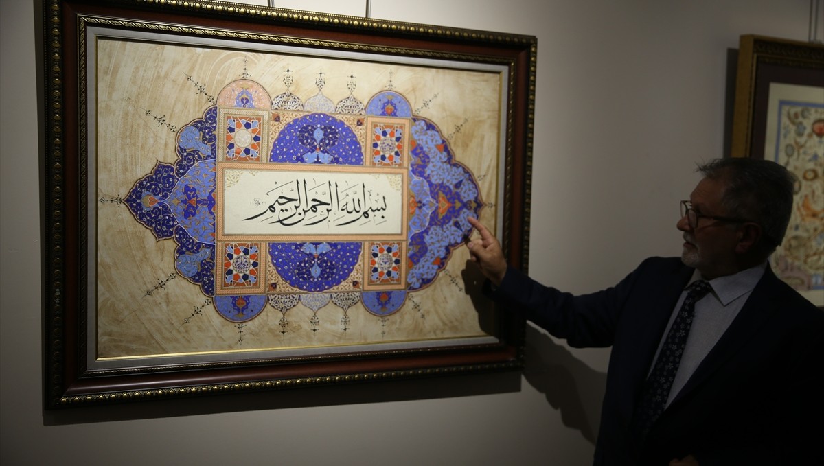 Müzehhip Sadrettin Er'in "Tarz" sergisi Erzurum'da açıldı