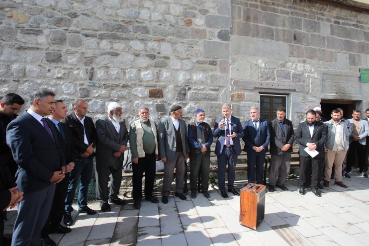 Tarihi Toprakkale Camii Bilim Kafe Buluşmalarına Ev Sahipliği Yaptı3