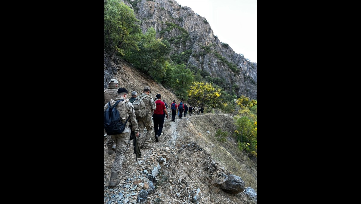 Tunceli'de kaybolan 2 kişi ekiplerin 13 saatlik arama çalışmasıyla bulundu