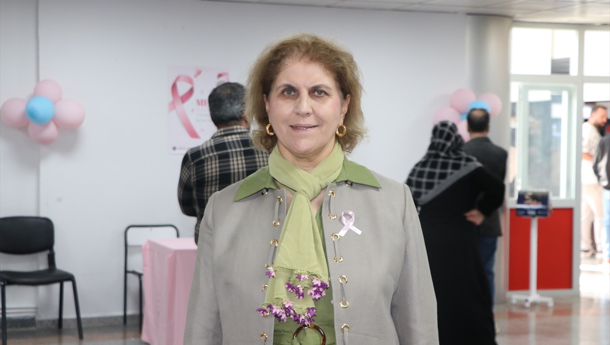 Uzmanlar 40 yaşından sonra her kadına mamografi takibi öneriyor