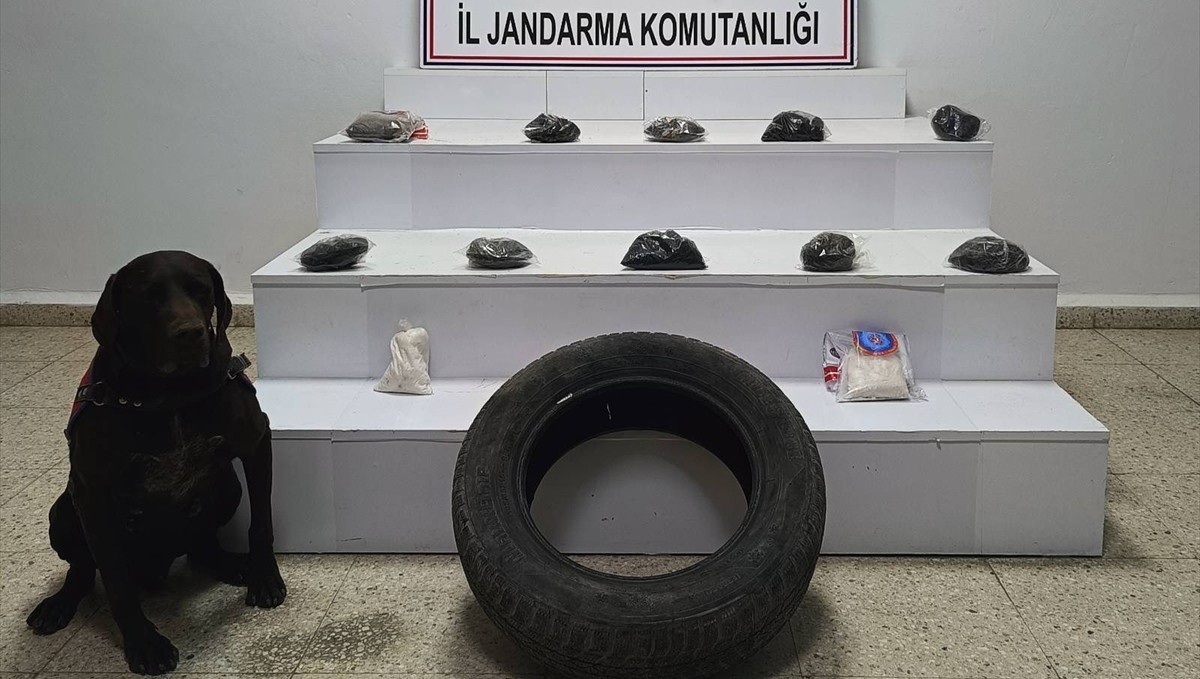 Van'da araç lastiğine gizlenmiş 5 kilo 611 gram uyuşturucu ele geçirildi