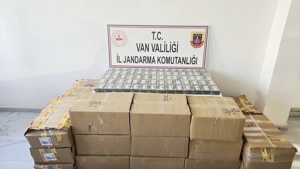 Van'da gümrük kaçağı malzeme ele geçirildi