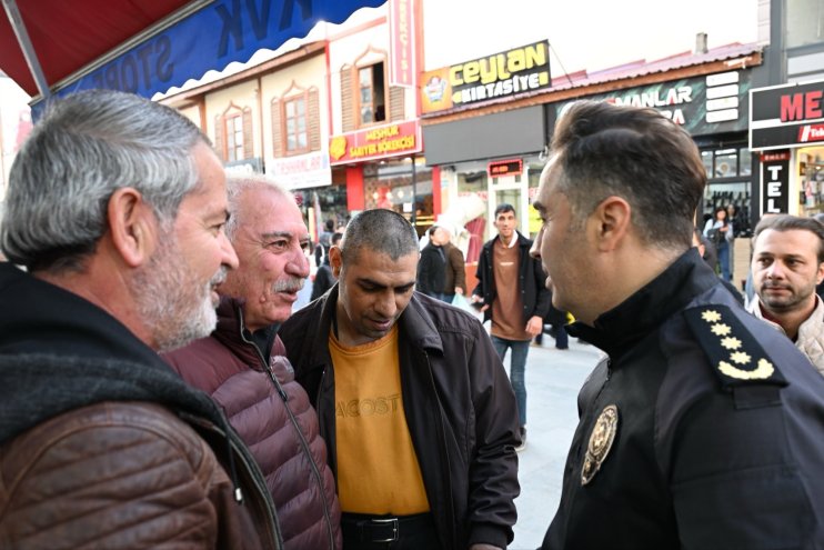Ağrı Emniyet Müdürü Önder, kent merkezinde güvenlik tedbirlerini denetledi5