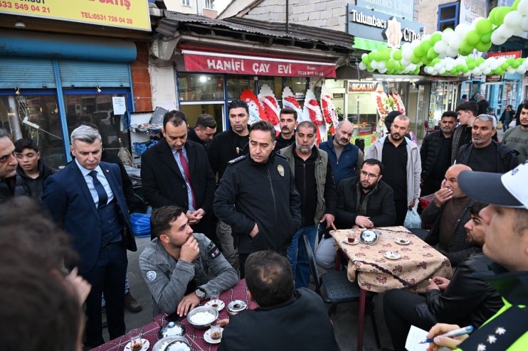 Ağrı Emniyet Müdürü Önder, kent merkezinde güvenlik tedbirlerini denetledi7