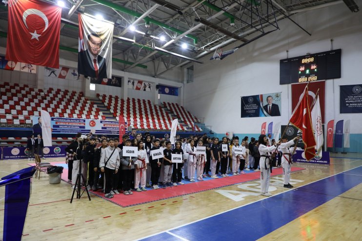 Ağrı, Taekwondo Dostluk Müsabakalarına Ev Sahipliği Yapıyor4