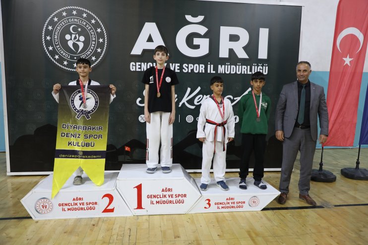 Ağrı, Taekwondo Dostluk Müsabakalarına Ev Sahipliği Yapıyor6