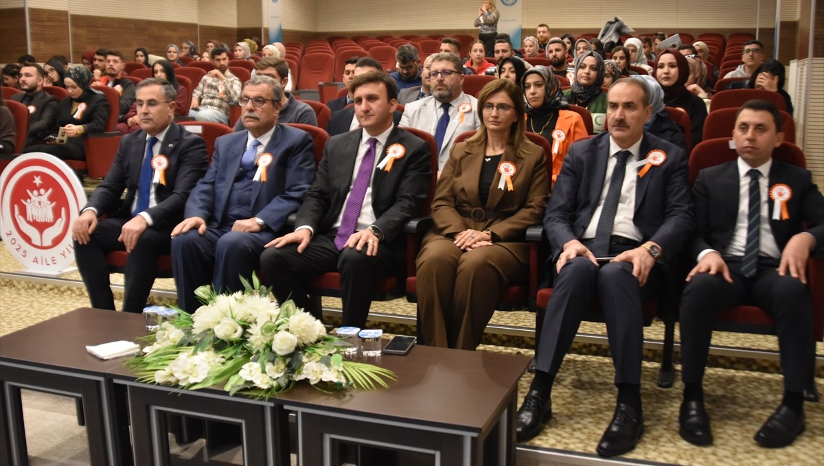 Bitlis'te "kadına yönelik şiddetle mücadele" etkinliği düzenlendi