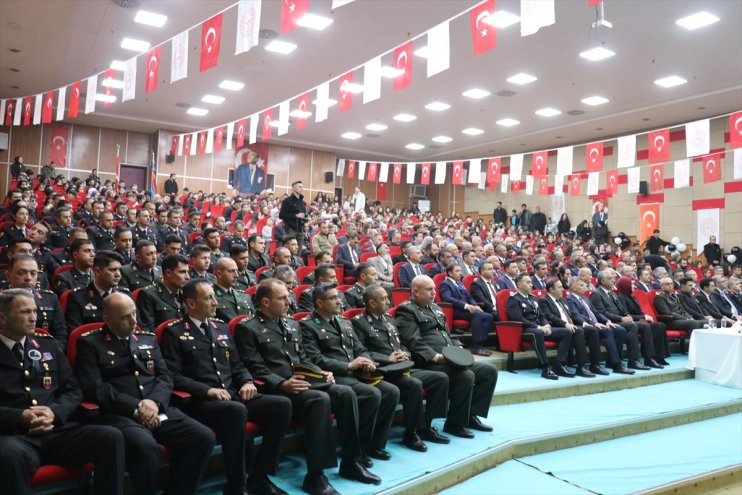 Büyük Önder Atatürk