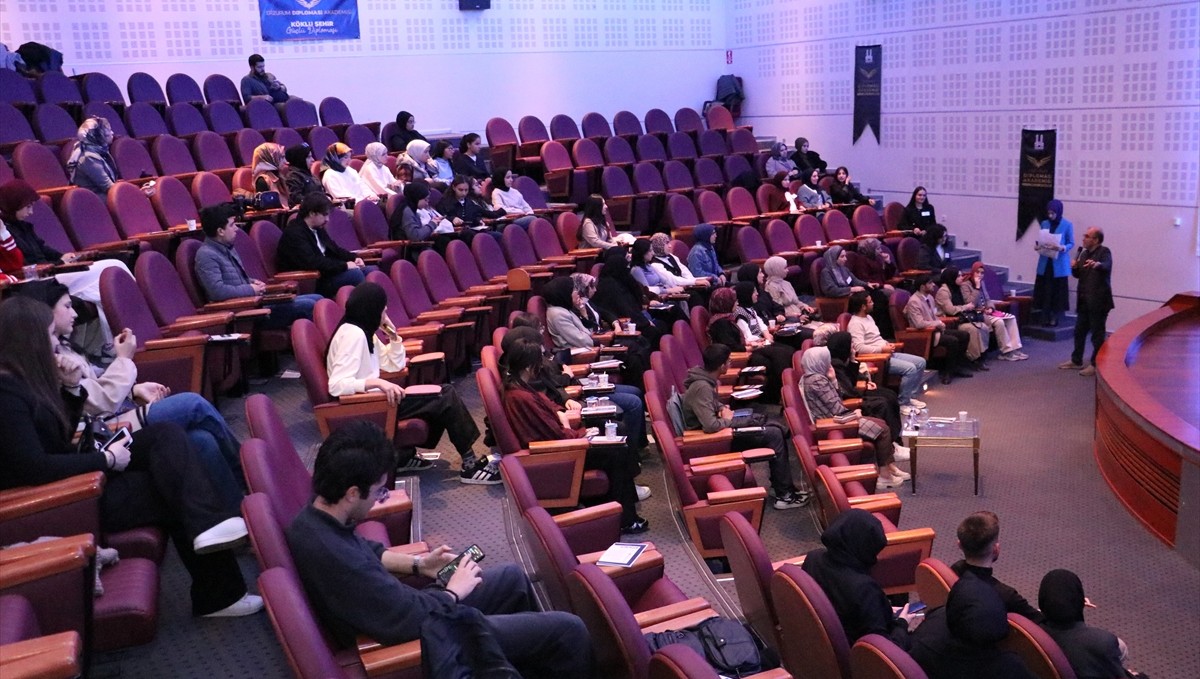 Erzurum Diplomasi Akademisinin 11. yıl açılışı yapıldı