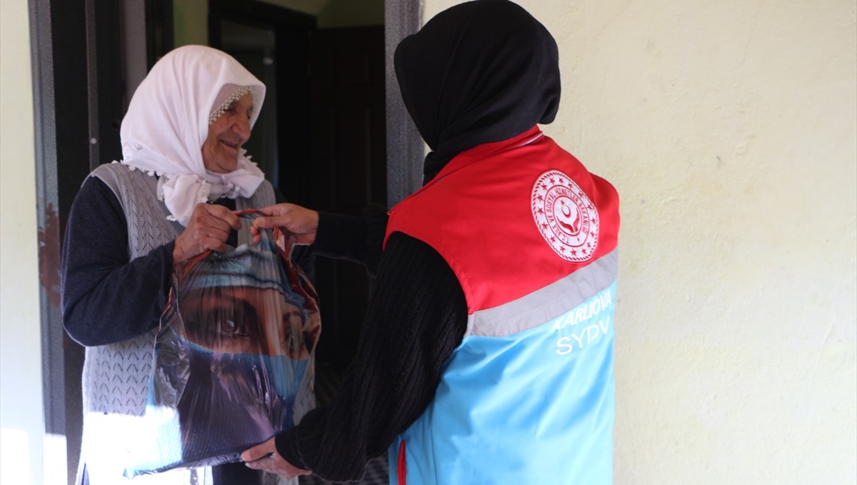 Karlıova'da vefa ekiplerinden 200 aileye destek