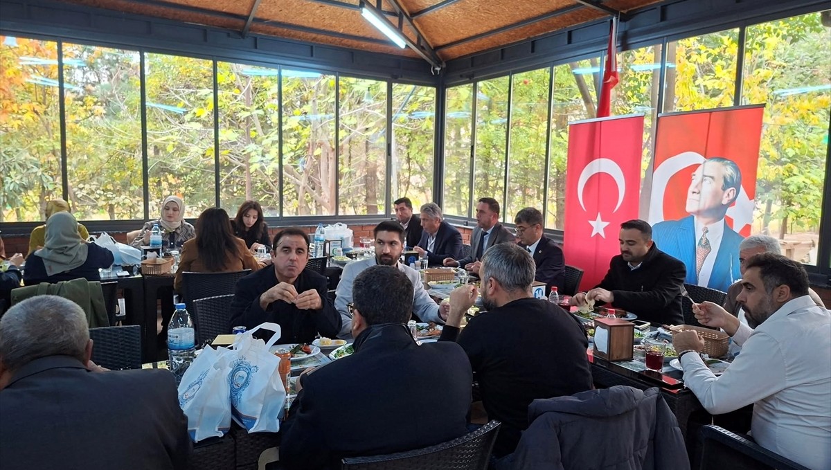 Keban'da öğretmenler onuruna program düzenlendi