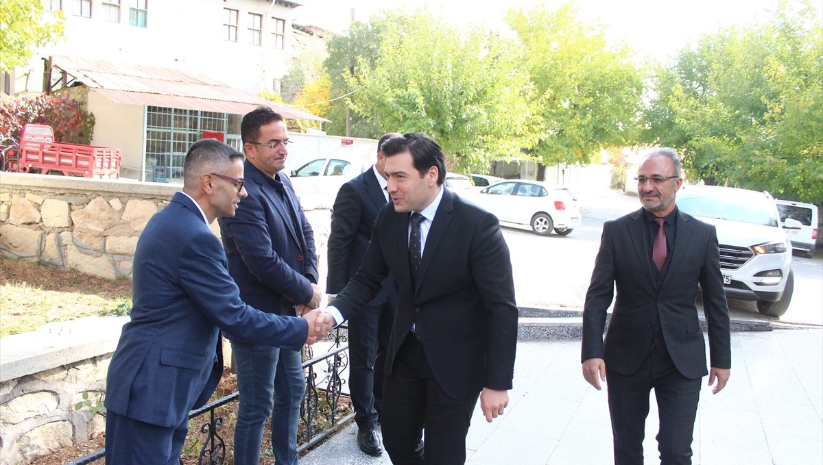 Keban Kaymakamı Furkan Atalık Ağın ilçesinde ziyaretlerde bulundu