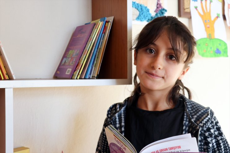 Sedanur öğretmenin Ağrı kırsalındaki tek öğrencisiyle sevgi dolu eğitim yolculuğu7