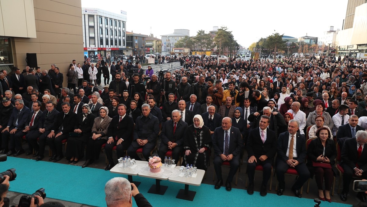 TDT Aksakallar Konseyi Başkanı Yıldırım, Erzincan'da hastane açılışında konuştu: