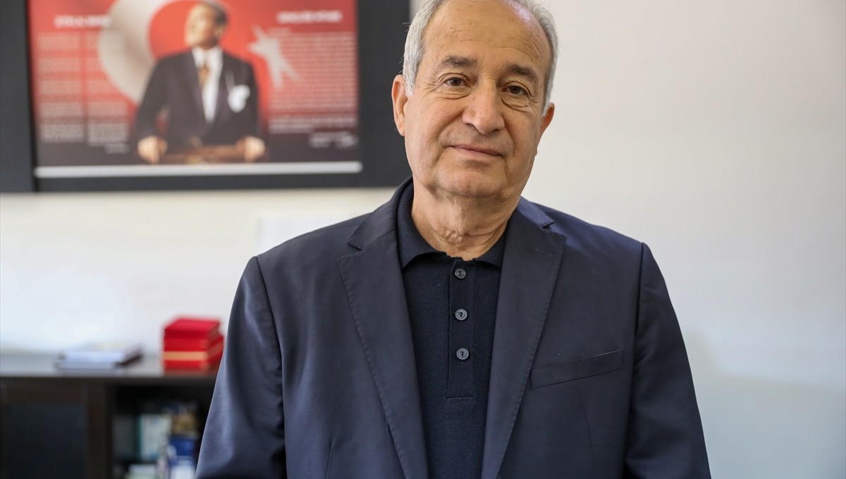 ZİRVEDEKİ İSİMLERİN EMEKTAR ÖĞRETMENLERİ - Öğretmenleri Cumhurbaşkanı Yardımcısı Yılmaz