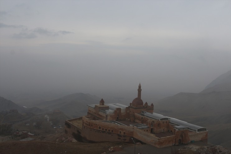 sisle çevresi Paşa Sarayı