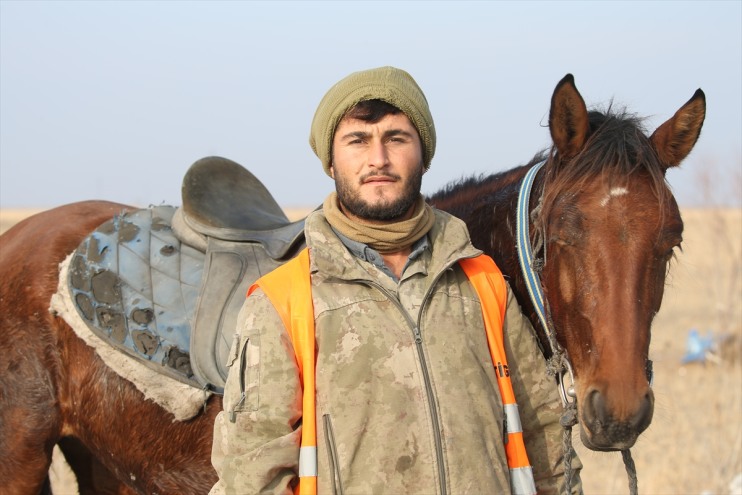 Ağrı ediyor kovboyları yılkı eğittikleri sürüleri kontrol Dağı