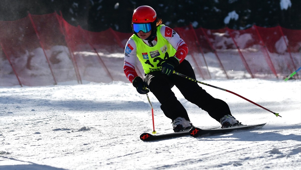 Alp Disiplini FIS Sarıkamış Cup Yarışları sona erdi