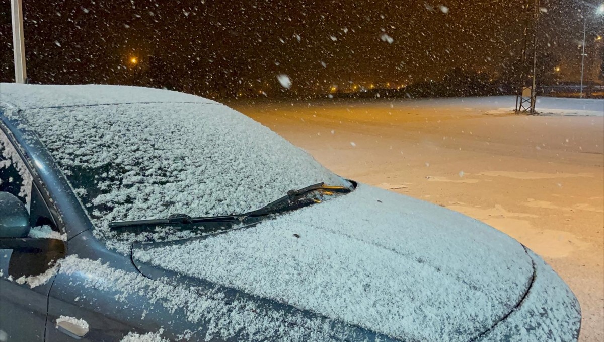 Ardahan'ın yüksek kesimlerinde kar etkili oluyor