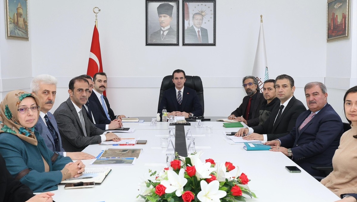 Bitlis Valisi Ahmet Karakaya başkanlığında Nemrut Kalderası değerlendirme toplantısı yapıldı