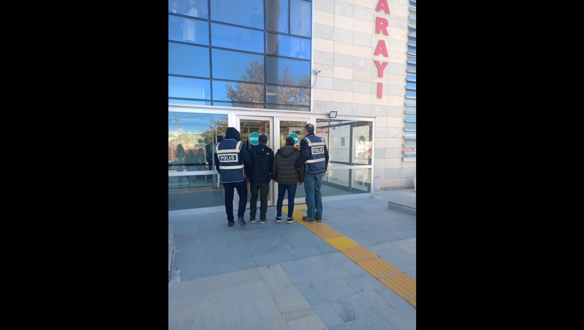 Elazığ'da 2 firari hükümlü yakalandı