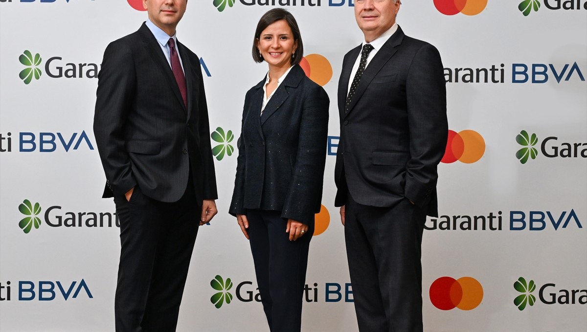 Garanti BBVA'dan Mastercard işbirliğiyle yapay zeka asistanlı e-ticaret dönemi