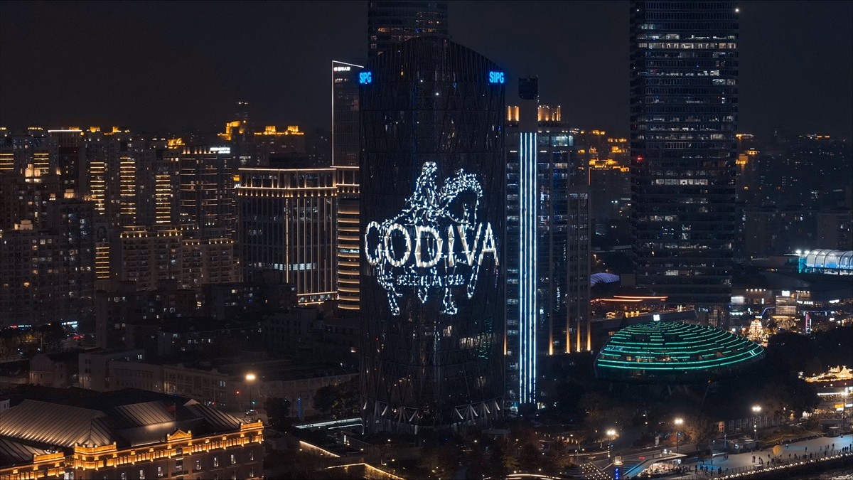Godiva 100. yıl kutlamalarına Şanghay'da devam etti