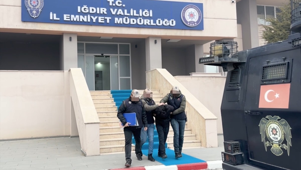 Iğdır'da sosyal medyadan DEAŞ'ı öven şüpheli yakalandı