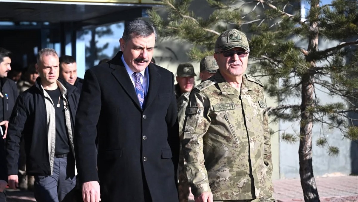 Kara Kuvvetleri Komutanı Orgeneral Tokel Erzurum Valiliğini ziyaret etti
