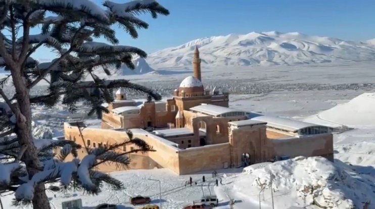 Tarihi İshak Paşa Sarayı