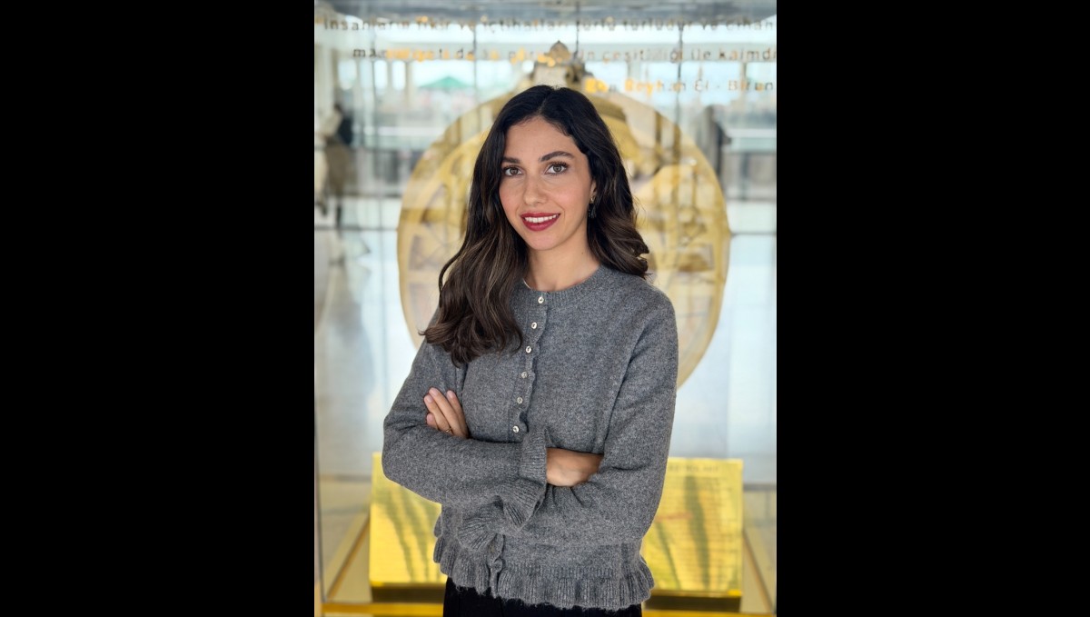 Tek elle telefon kullanımı el ve bilek sorunlarına davetiye çıkarıyor