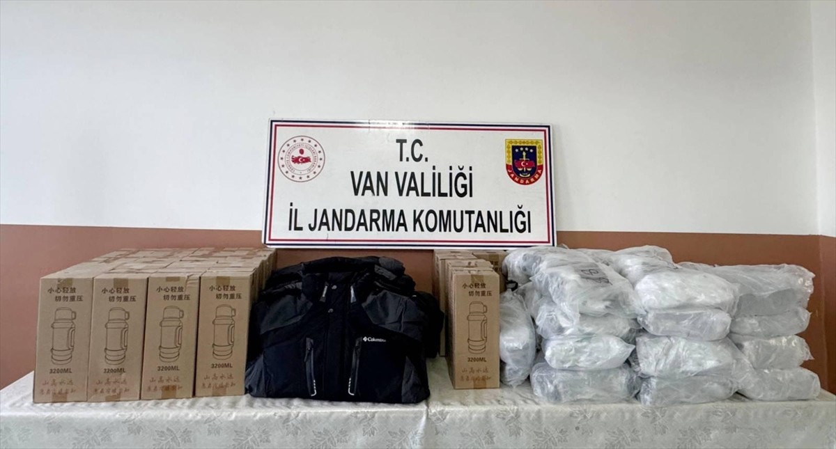 Van'da gümrük kaçağı malzeme ele geçirildi