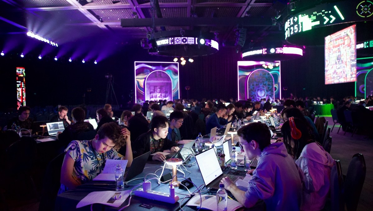 Yandex Cup finallerinde 196 geliştirici 140 bin dolarlık ödül için yarıştı