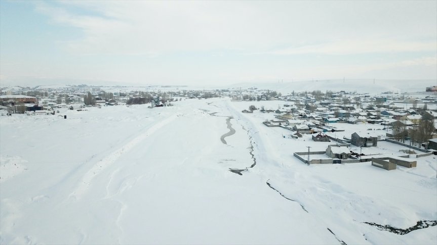 katlı kaplanan dronla karla Ağrı