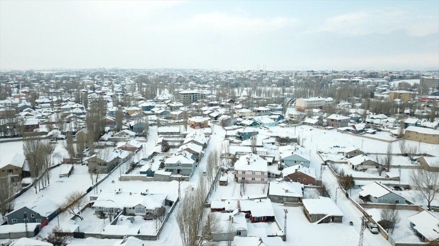karla dronla katlı görüntülendi kaplanan tek Ağrı