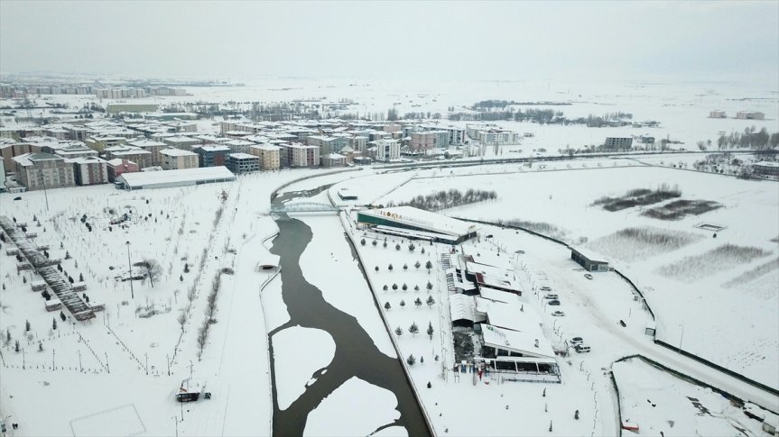 evler kaplanan karla dronla görüntülendi tek Ağrı