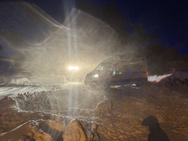 ulaşıldı kapanan hastaya Ağrı