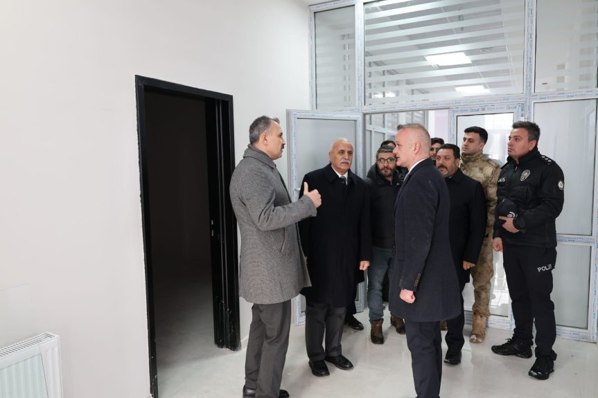 Ağrı Valisi Önder Bozkurt Hamur