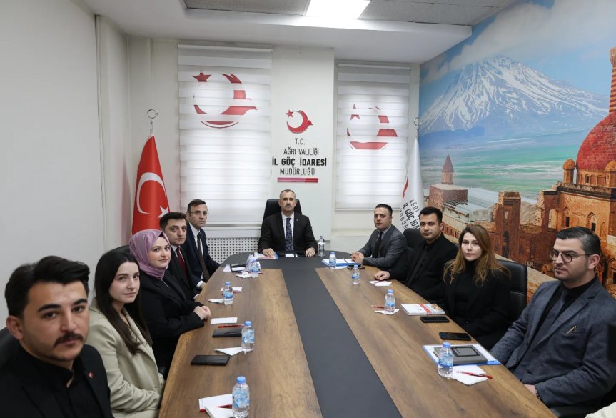 Ağrı Valisi Önder Bozkurt, İl Göç İdaresi Müdürlüğü