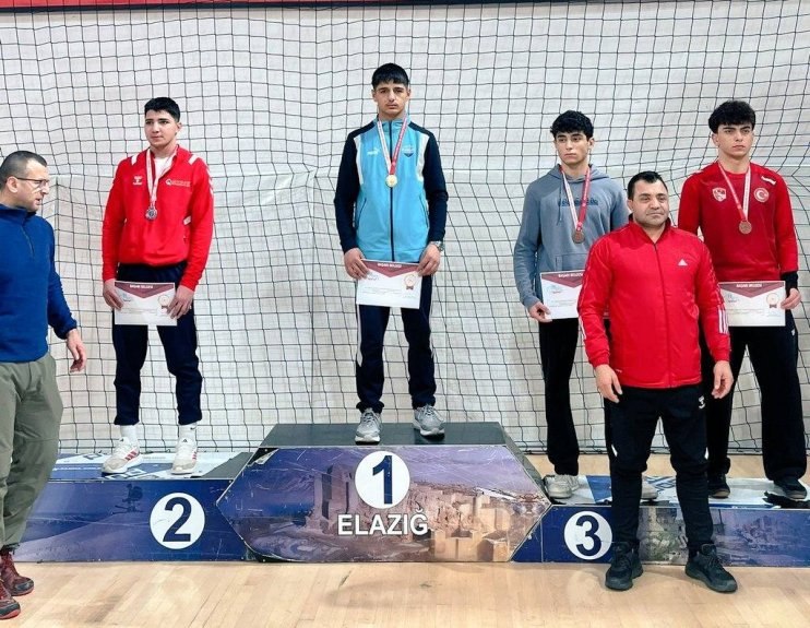 Ağrılı güreşçilerden büyük başarı1