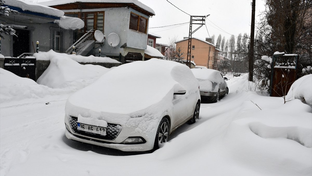 Erzurum, Ardahan, Kars, Ağrı ve Tunceli yeniden karla kaplandı