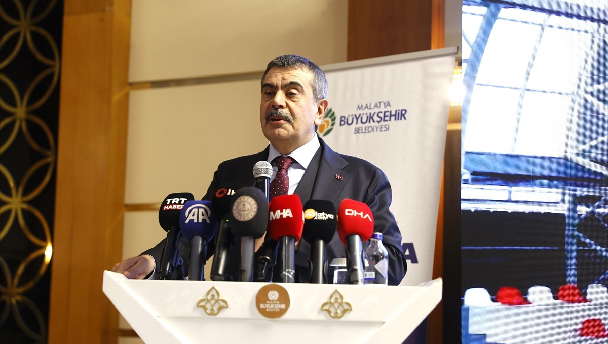 Bakan Tekin, Malatya'da Gençlik Spor Tesisleri Toplu Açılış Töreninde konuştu: