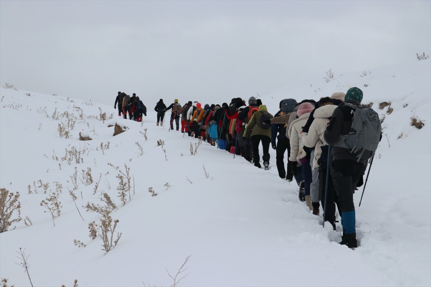 Beyaz Murat harikası sevenlerin Kanyonu trekking örtüyle rotasında kaplanan doğa 14