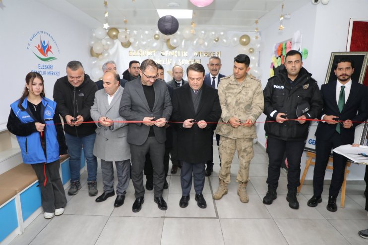 Eleşkirt gençlik merkezi dönem sonu sergisi1