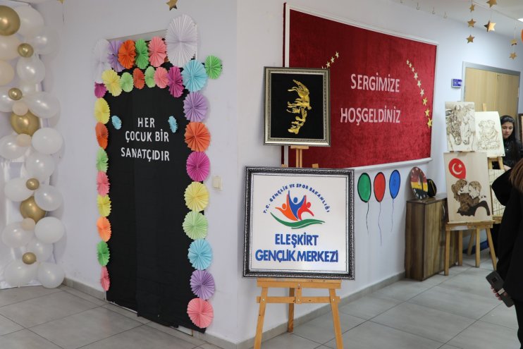 Eleşkirt gençlik merkezi dönem sonu sergisi1
