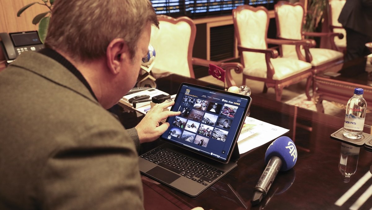 Erzincan Valisi Hamza Aydoğdu AA'nın Yılın Kareleri oylamasına katıldı